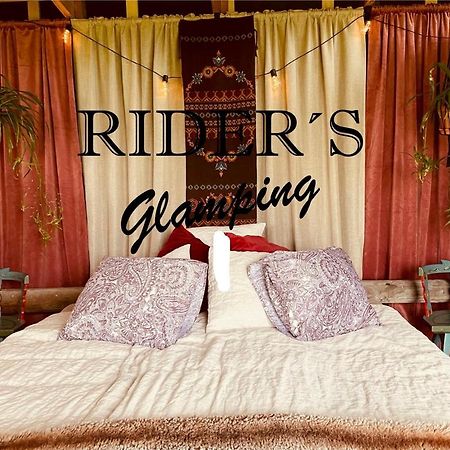 Rider'S Glamping Hotel Back Exterior photo